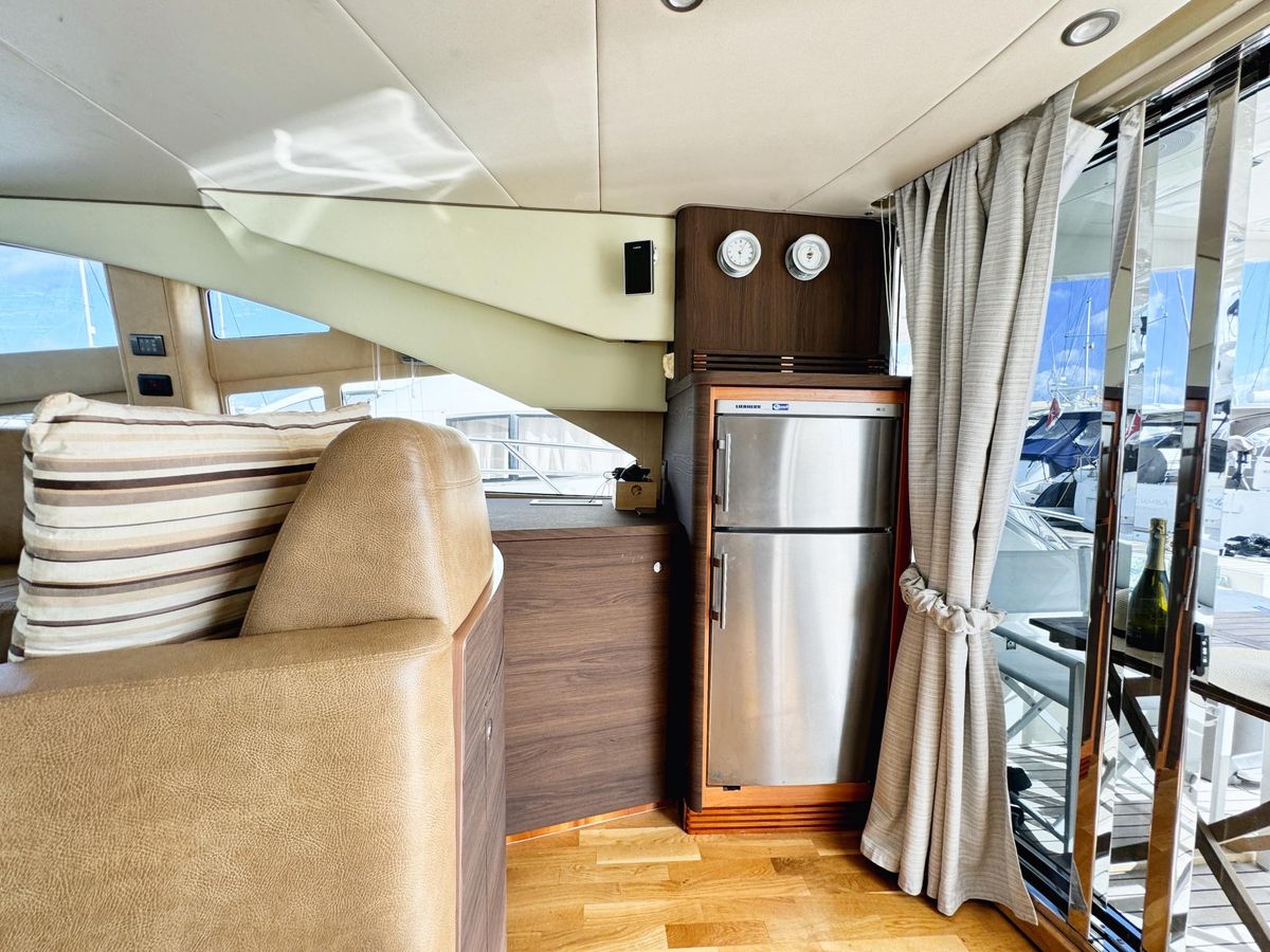 2008 Sealine 48 