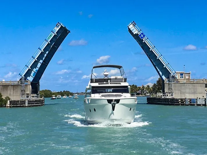 Micky's Dream Yacht Photos Pics 