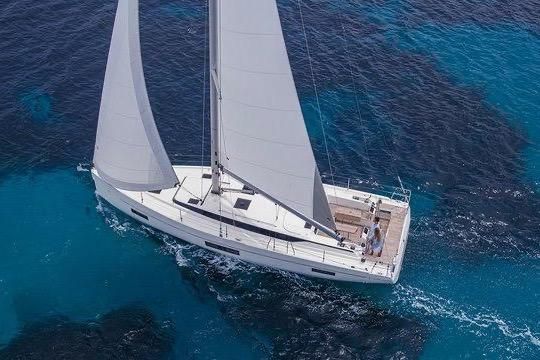 2022 Bavaria 45 
