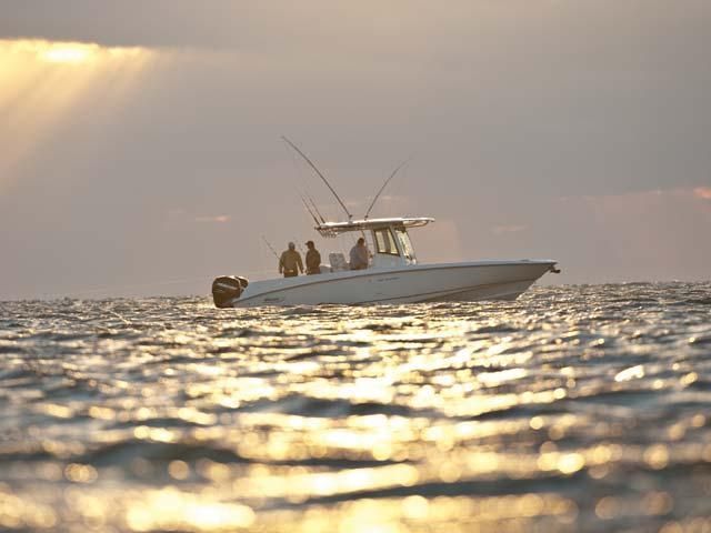 2013 Boston Whaler 320 Outrage