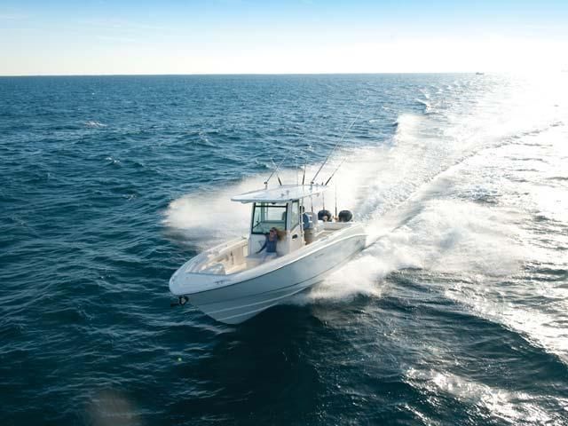 2013 Boston Whaler 320 Outrage