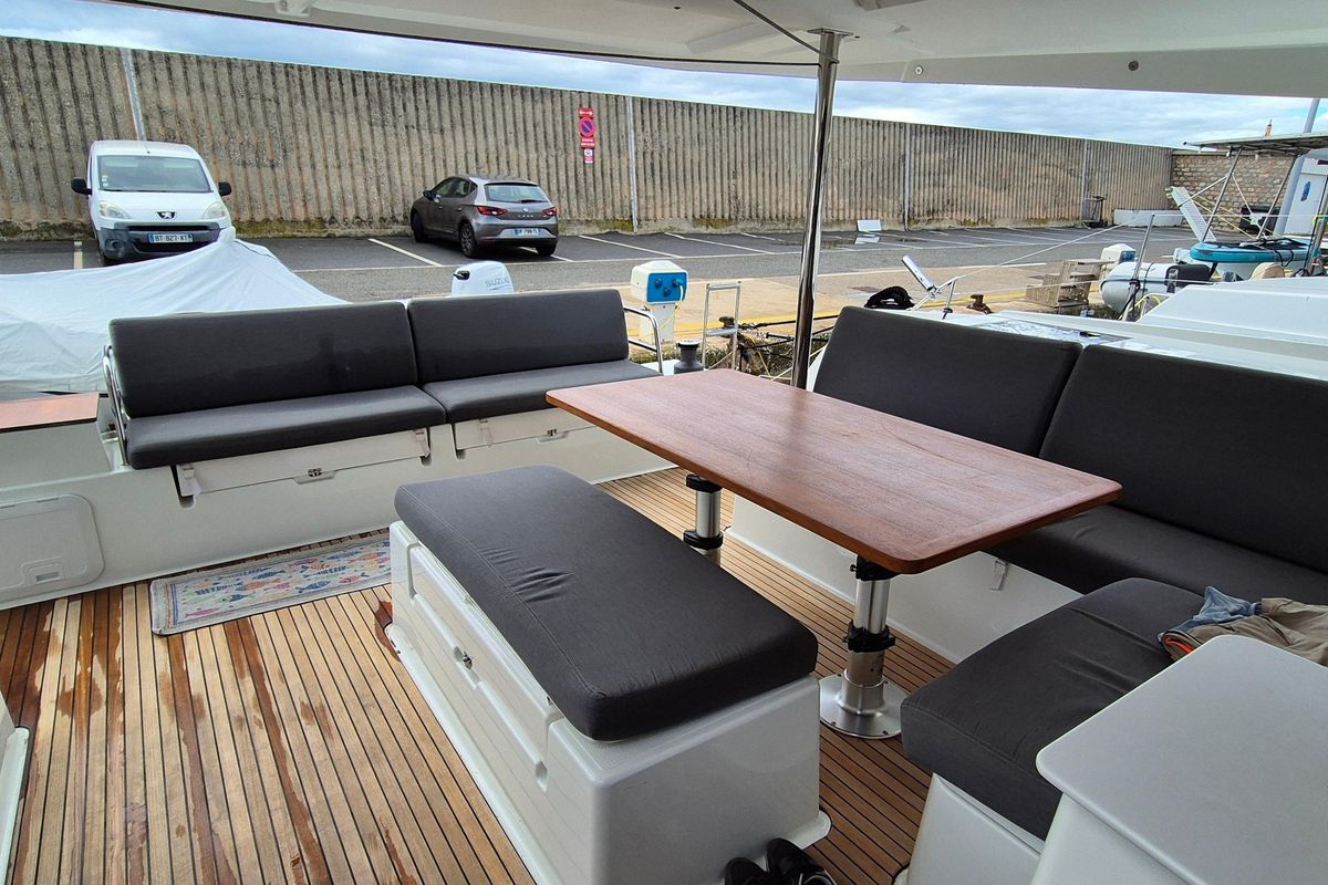 2021 Fountaine Pajot 45 