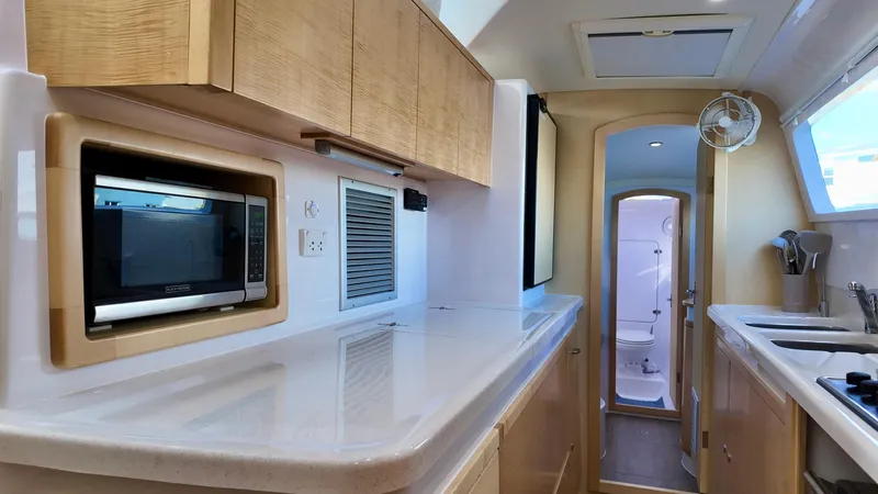 Duet Yacht Photos Pics 