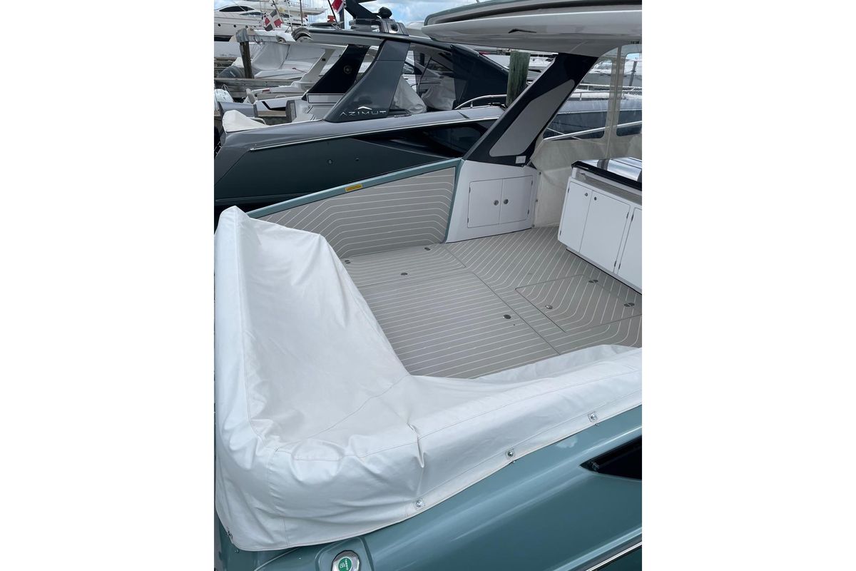 2025 Azimut 49 