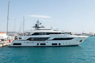 Ferretti Yachts Navetta 37