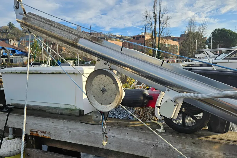 Outbound Yacht Photos Pics Close-up of a 1993 Symbol 55 Yachtfisher's deck equipment with ropes and pulleys.