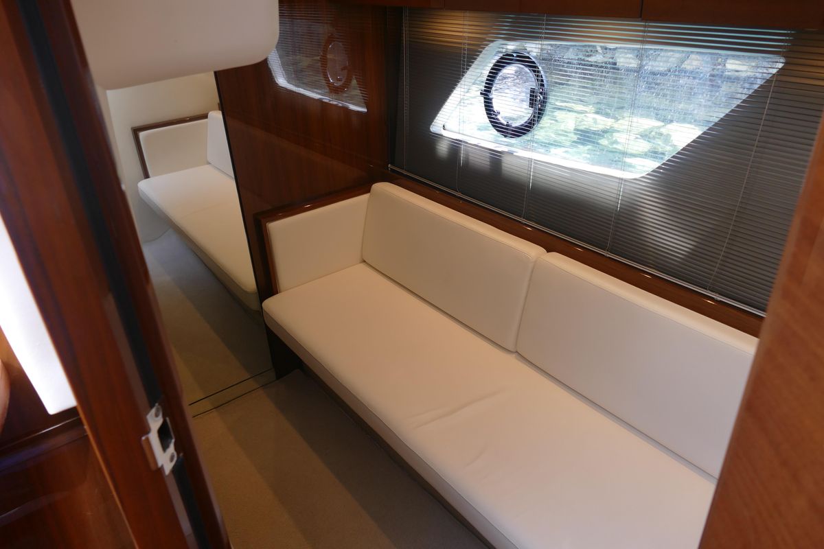 2014 Princess 42 