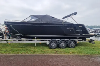 2020 Maxima 720 Retro