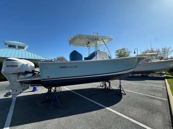 Groovin Yacht Photos Pics 