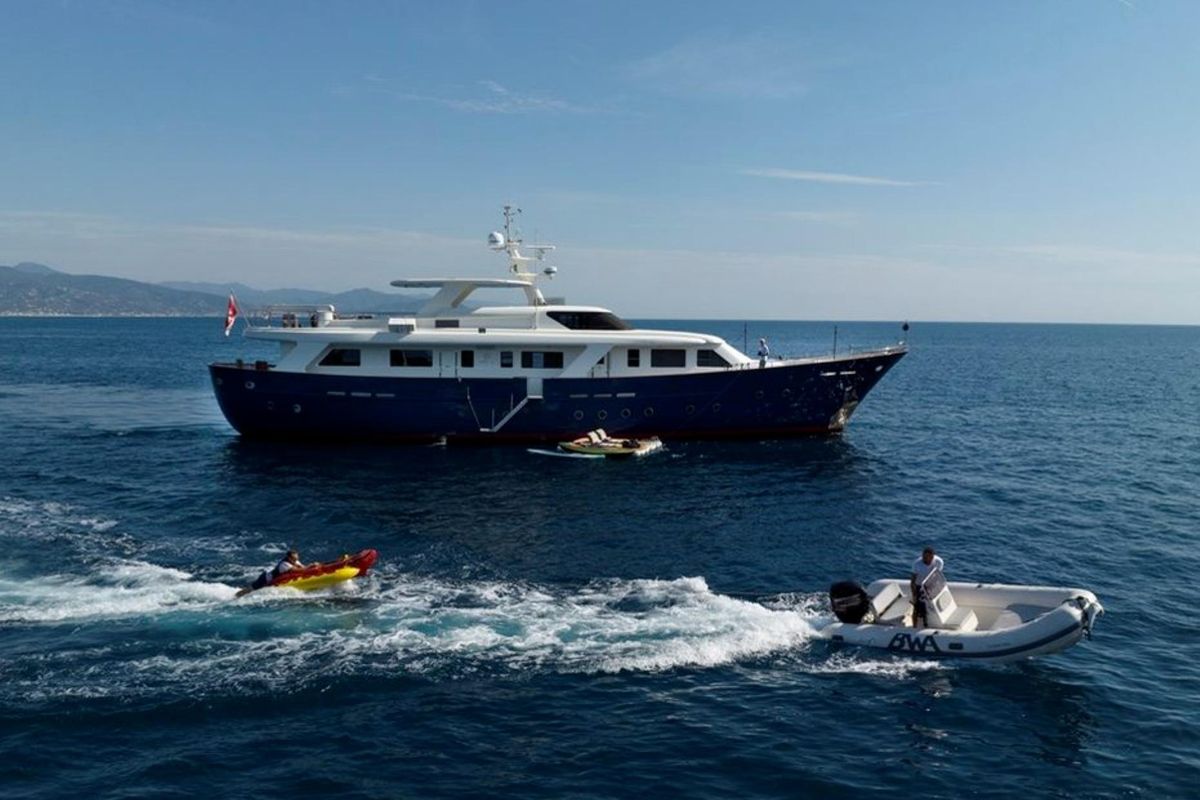 2002 Benetti Sail Division 103 