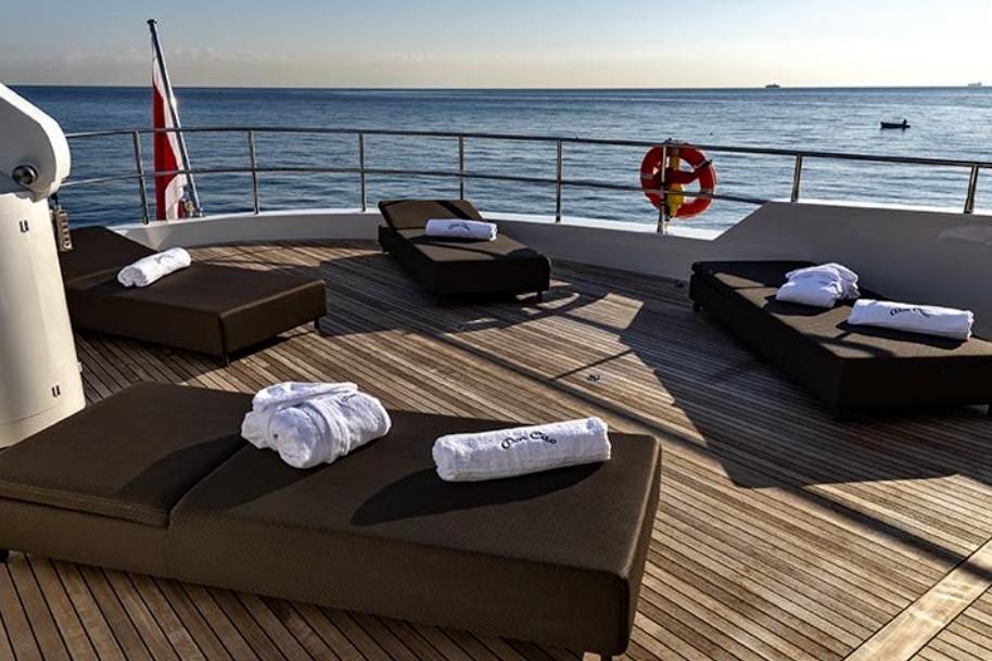 2002 Benetti Sail Division 103 