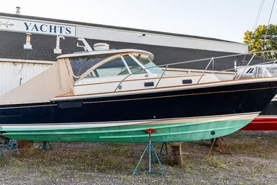 Hunt Yachts Surfhunter 29