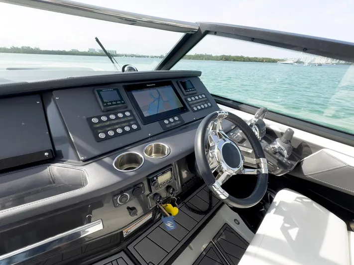 Fanta Sea Yacht Photos Pics 