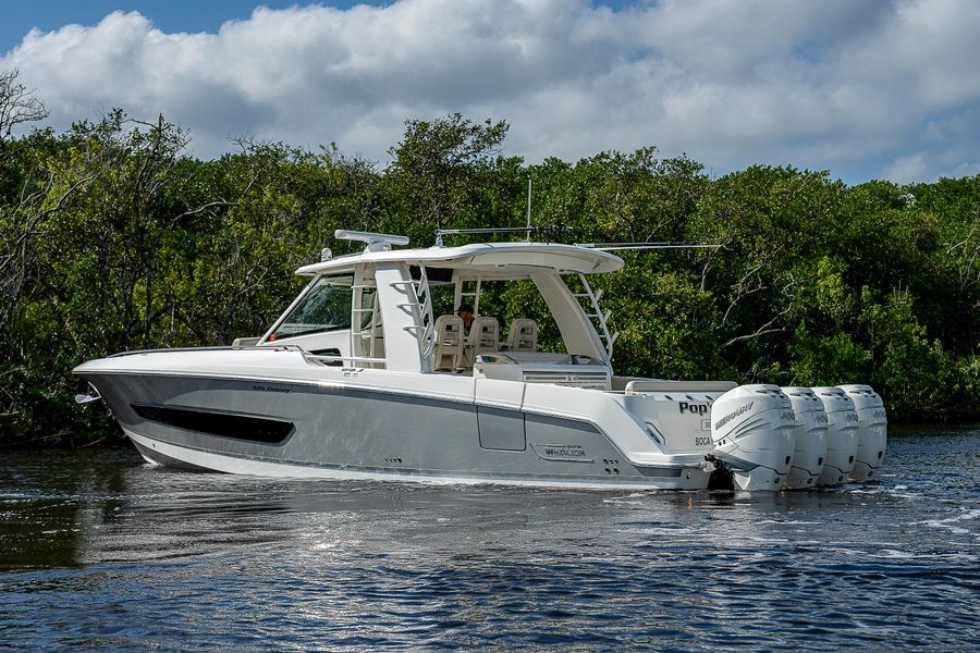 2020 Boston Whaler 420 Outrage