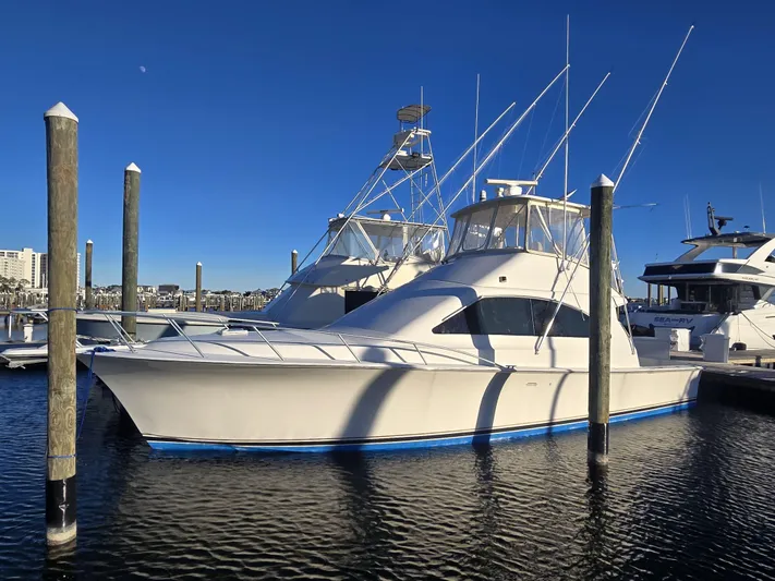 Relentless Yacht Photos Pics 
