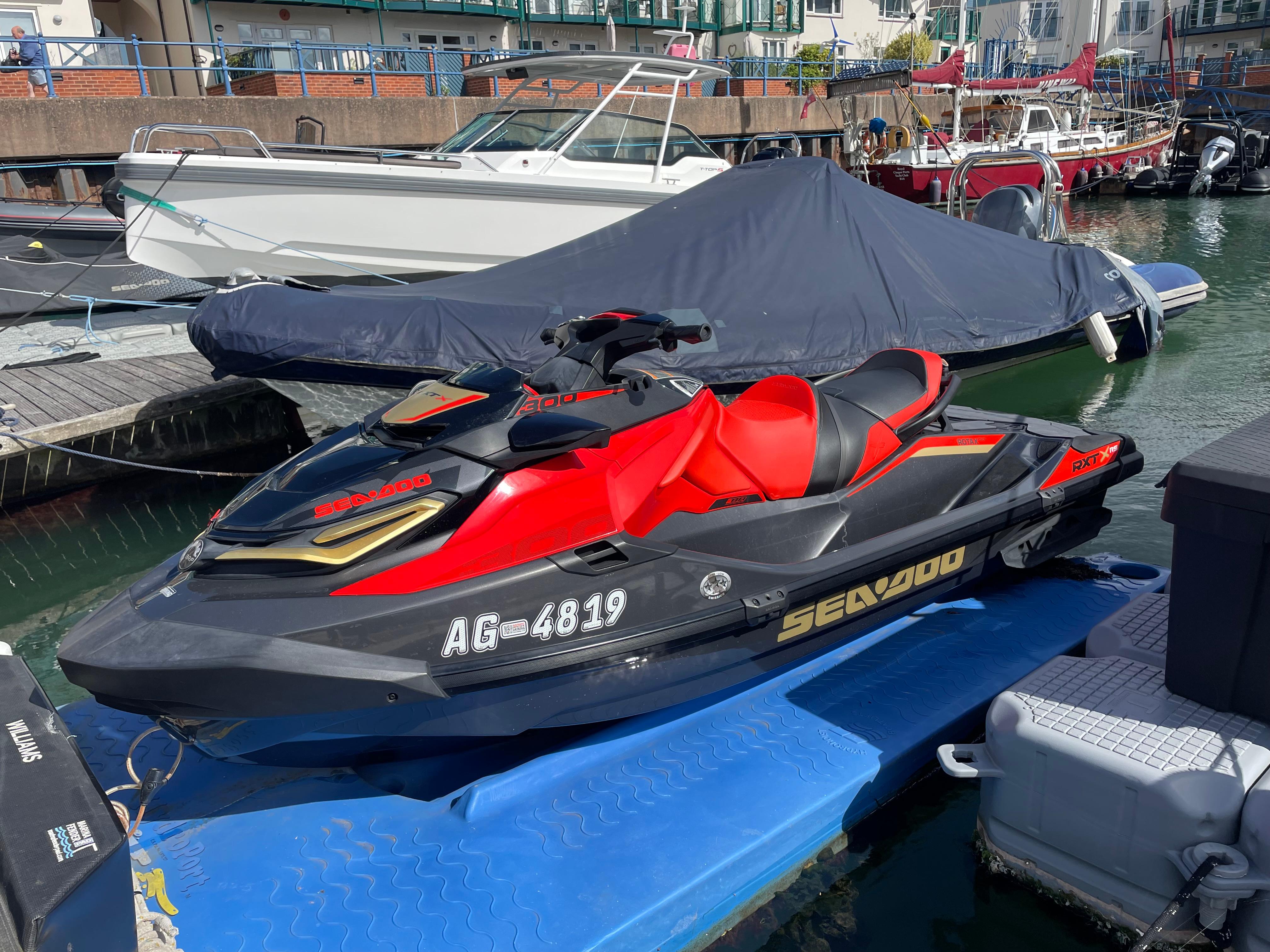 2019 Sea-Doo RXT 300 RS Other for sale - YachtWorld