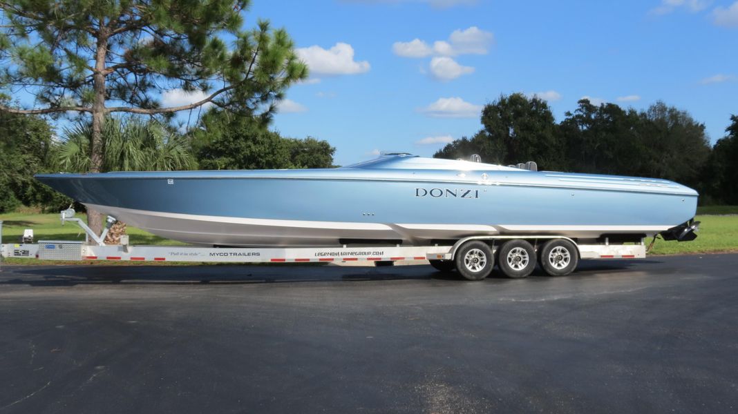 2006 Donzi 43 ZR