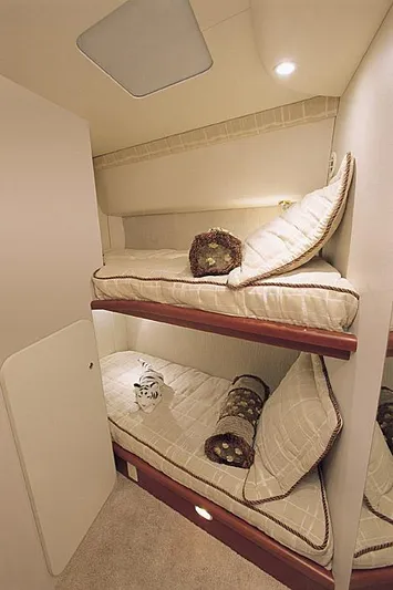 Hobe Yacht Photos Pics Manufacturer Provided Image