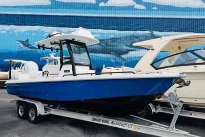 Everglades 253 CC