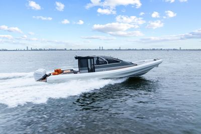Yacht