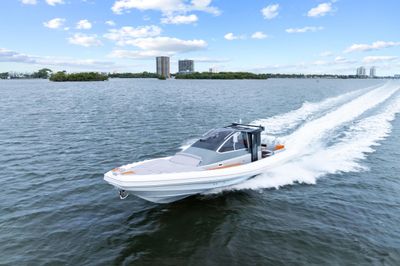 Yacht