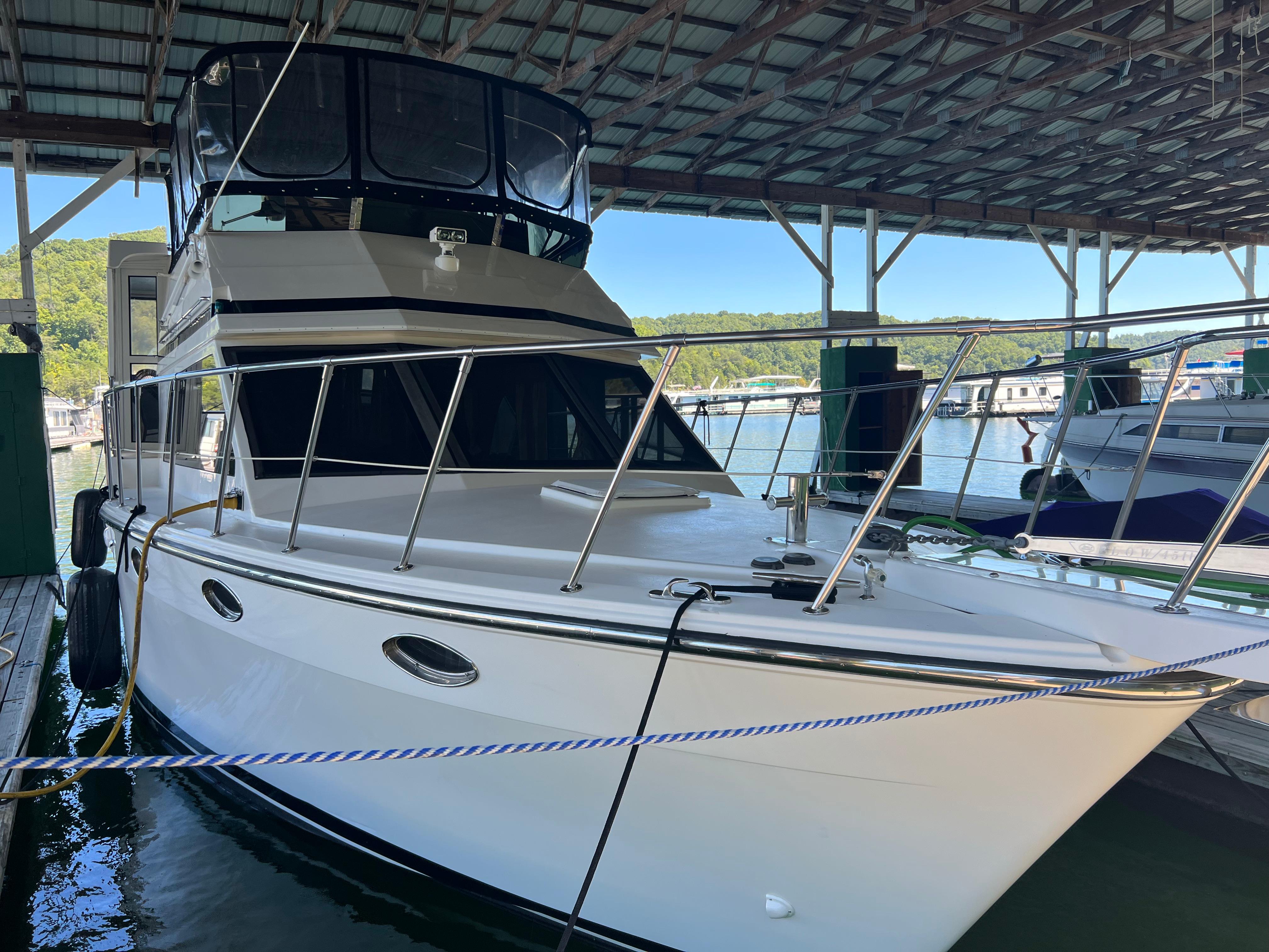 2005 Jefferson 42 SE