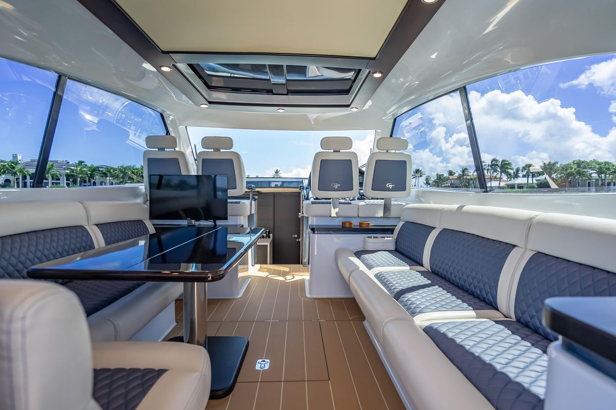 2019 Palm Beach Motor Yachts 50 