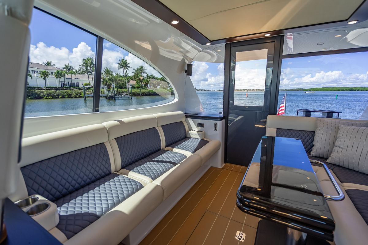 2019 Palm Beach Motor Yachts 50 
