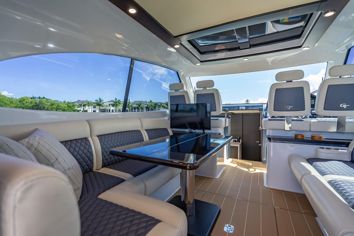 2019 Palm Beach Motor Yachts 50 