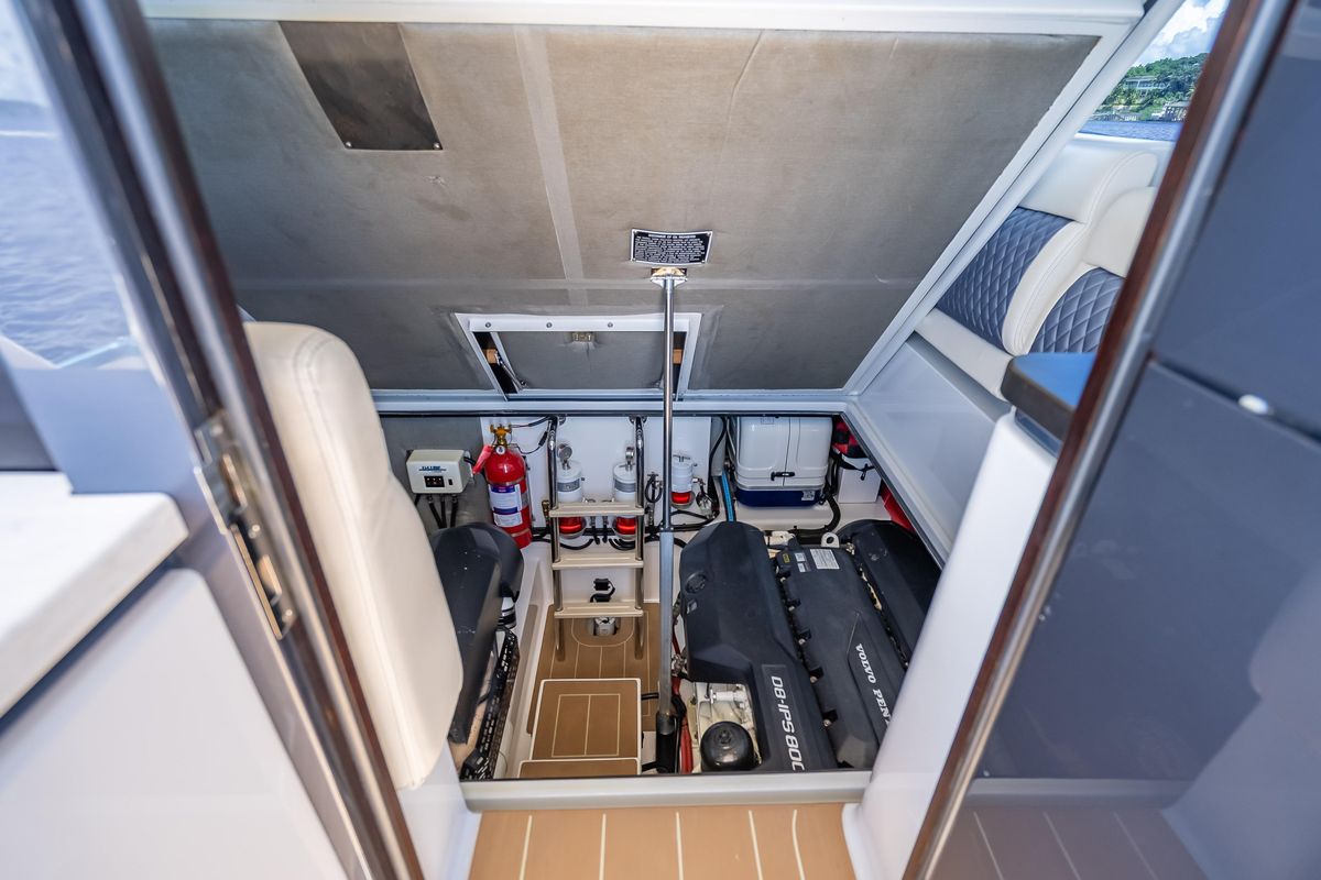 2019 Palm Beach Motor Yachts 50 