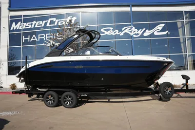 Sea Ray SDX 250 Surf