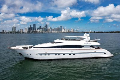Yacht