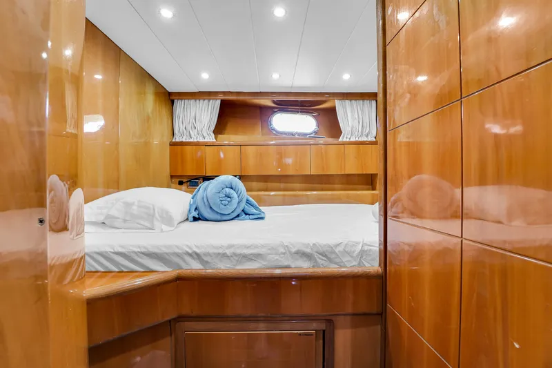 Stamos Bien Yacht Photos Pics 102 Maiora 2001