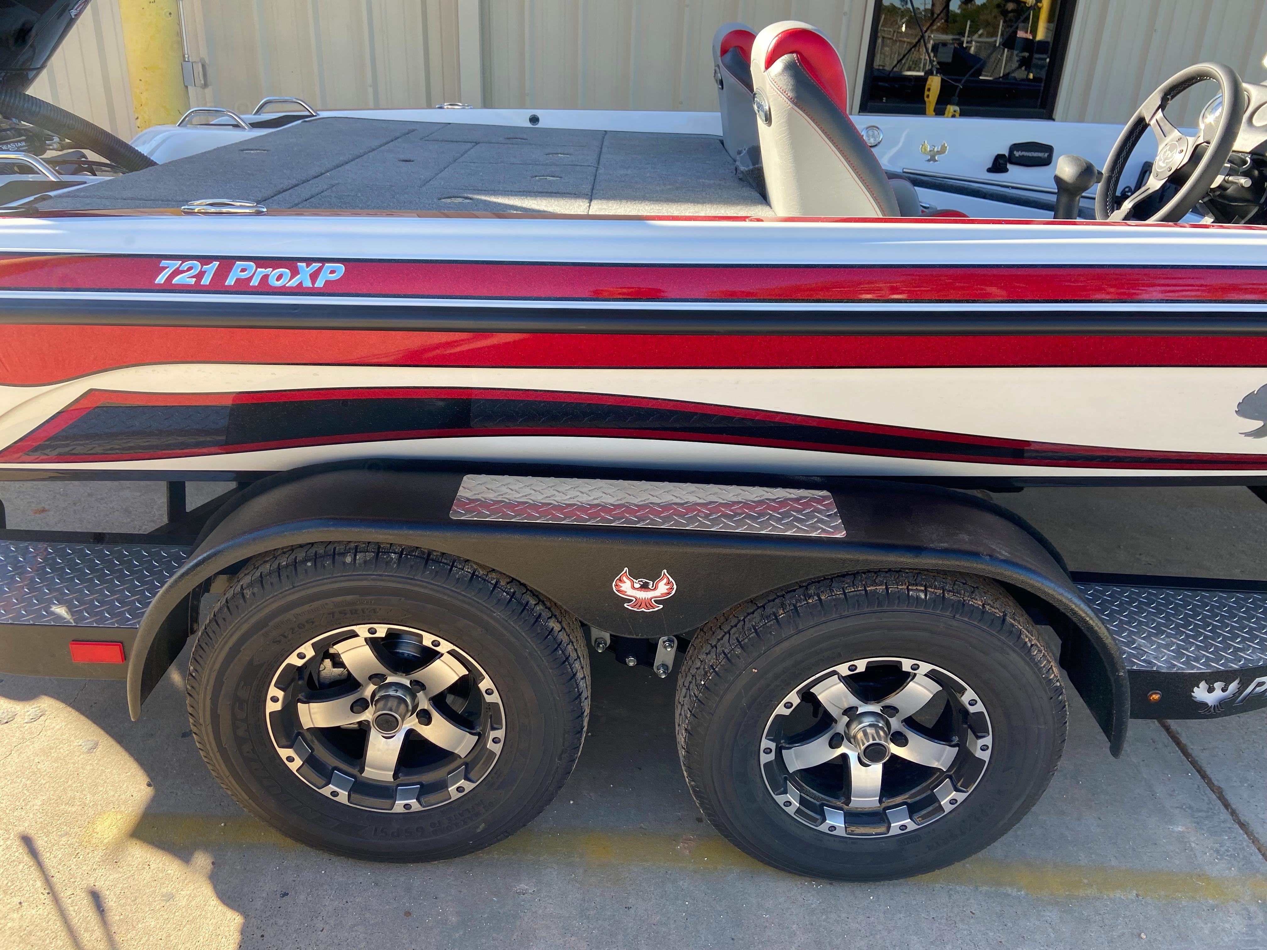 2024 Phoenix 721 Pro Xp Bass for sale YachtWorld