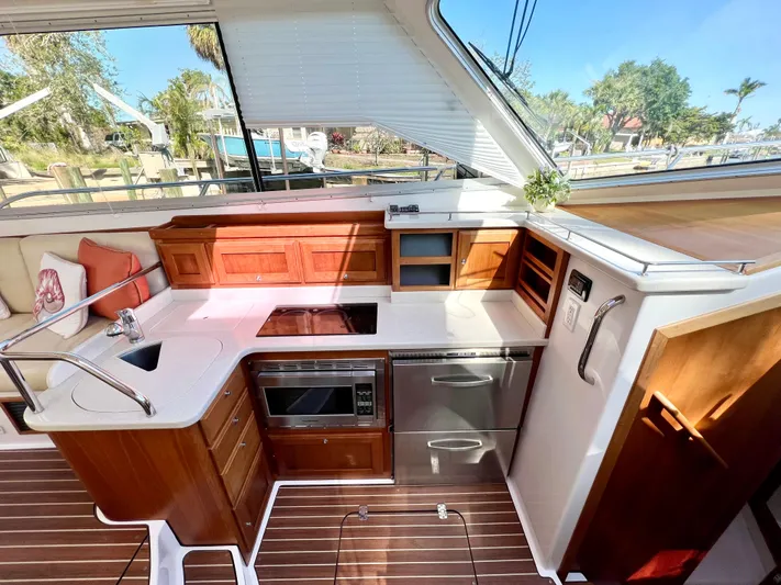 Misha Yacht Photos Pics 