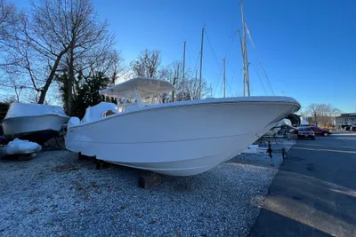 Invincible 33 Catamaran