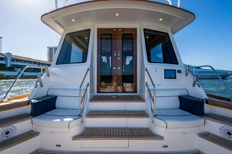 Miss Judy Yacht Photos Pics 