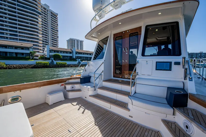 Miss Judy Yacht Photos Pics 