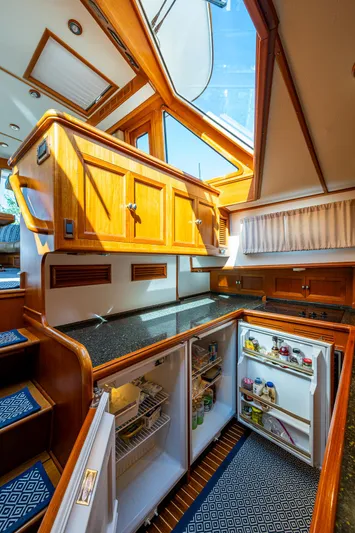 Miss Judy Yacht Photos Pics 