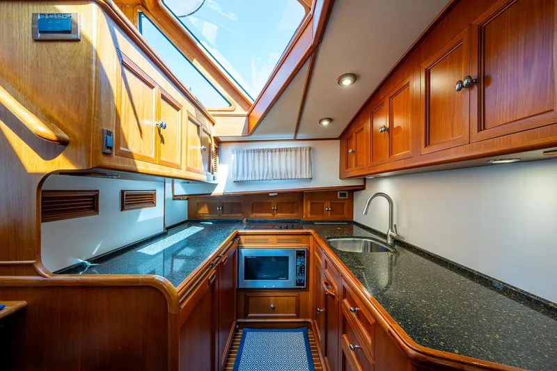 Miss Judy Yacht Photos Pics 