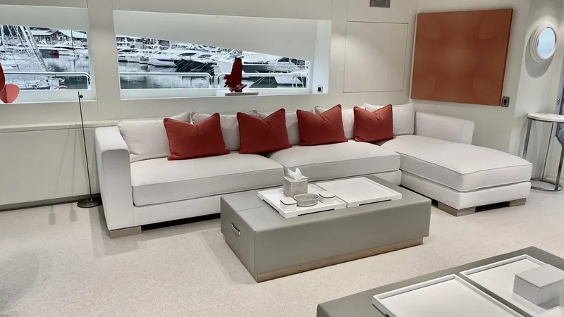 D'one Yacht Photos Pics 