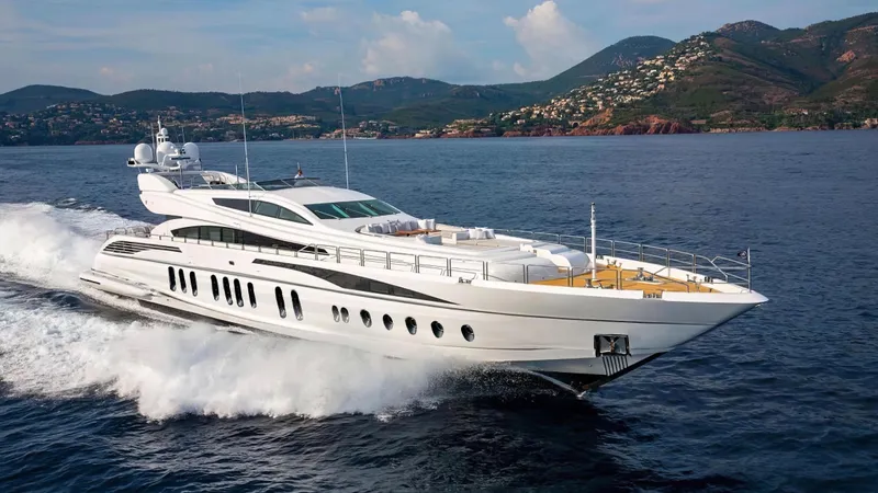D'one Yacht Photos Pics 