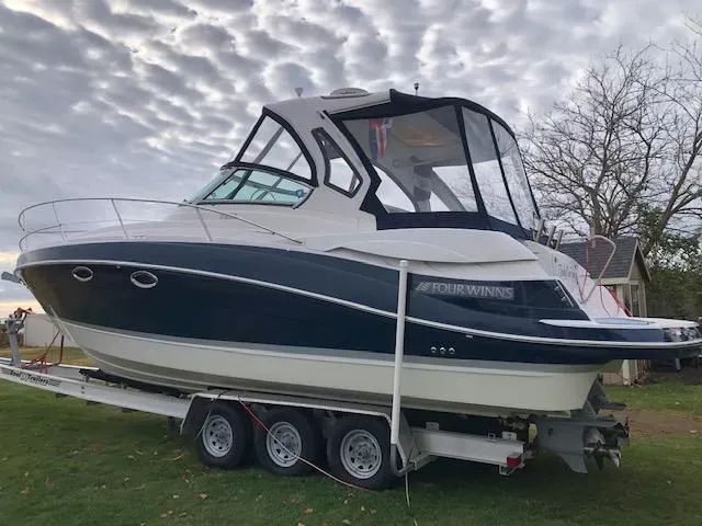 Four Winns 355V