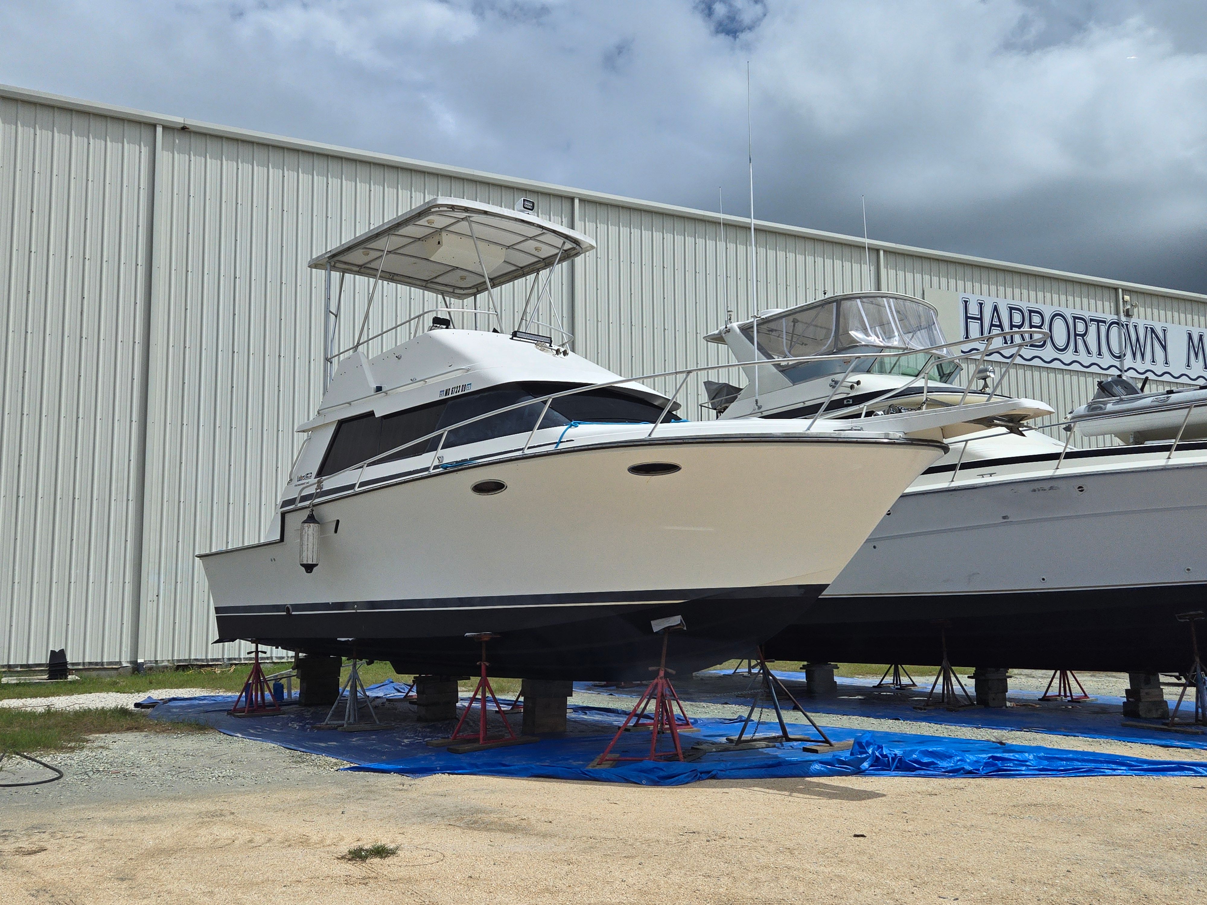 Luhrs 342 Sport Fisher