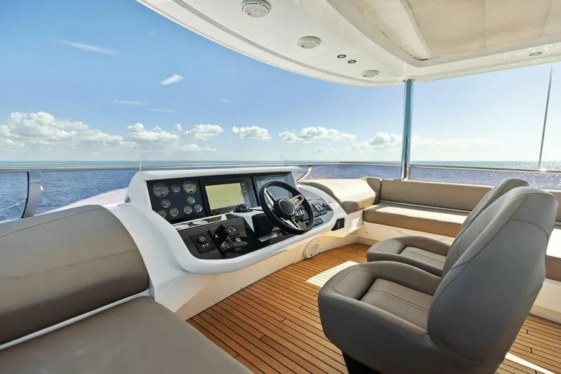 Amarula Sun Yacht Photos Pics 