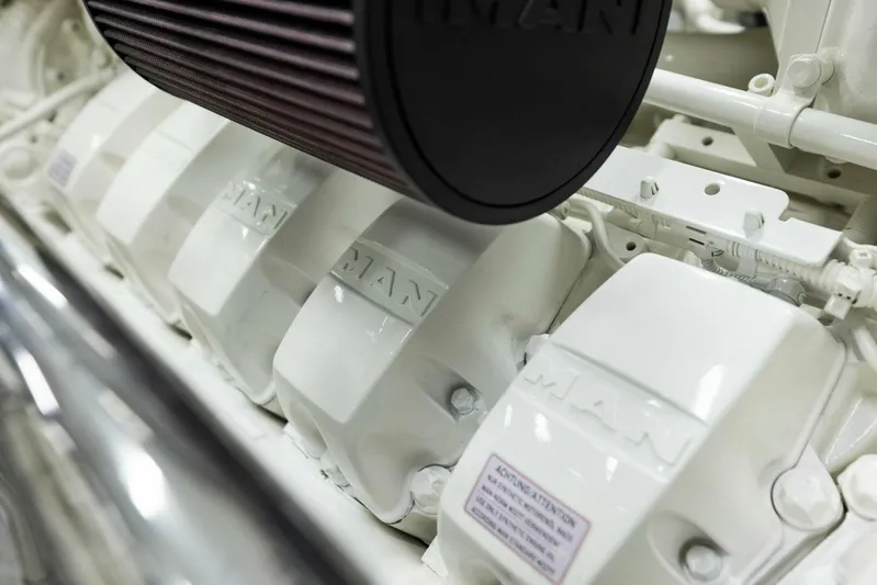 Amarula Sun Yacht Photos Pics 