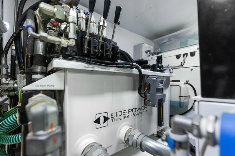 Amarula Sun Yacht Photos Pics 