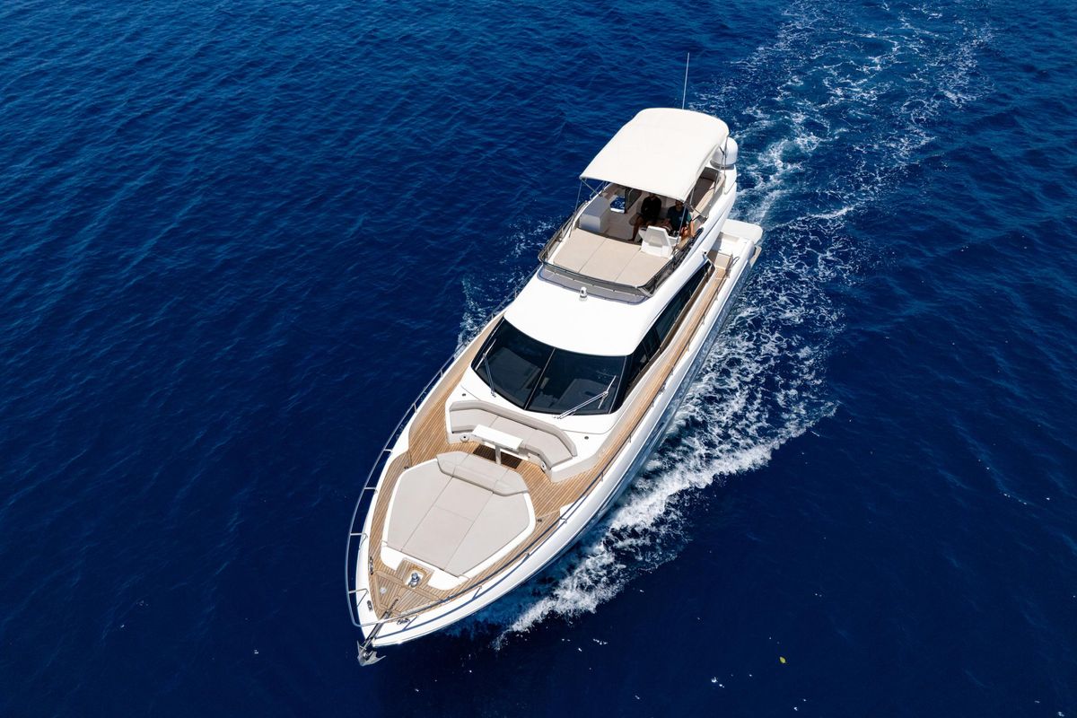 2021 Ferretti Yachts 57 