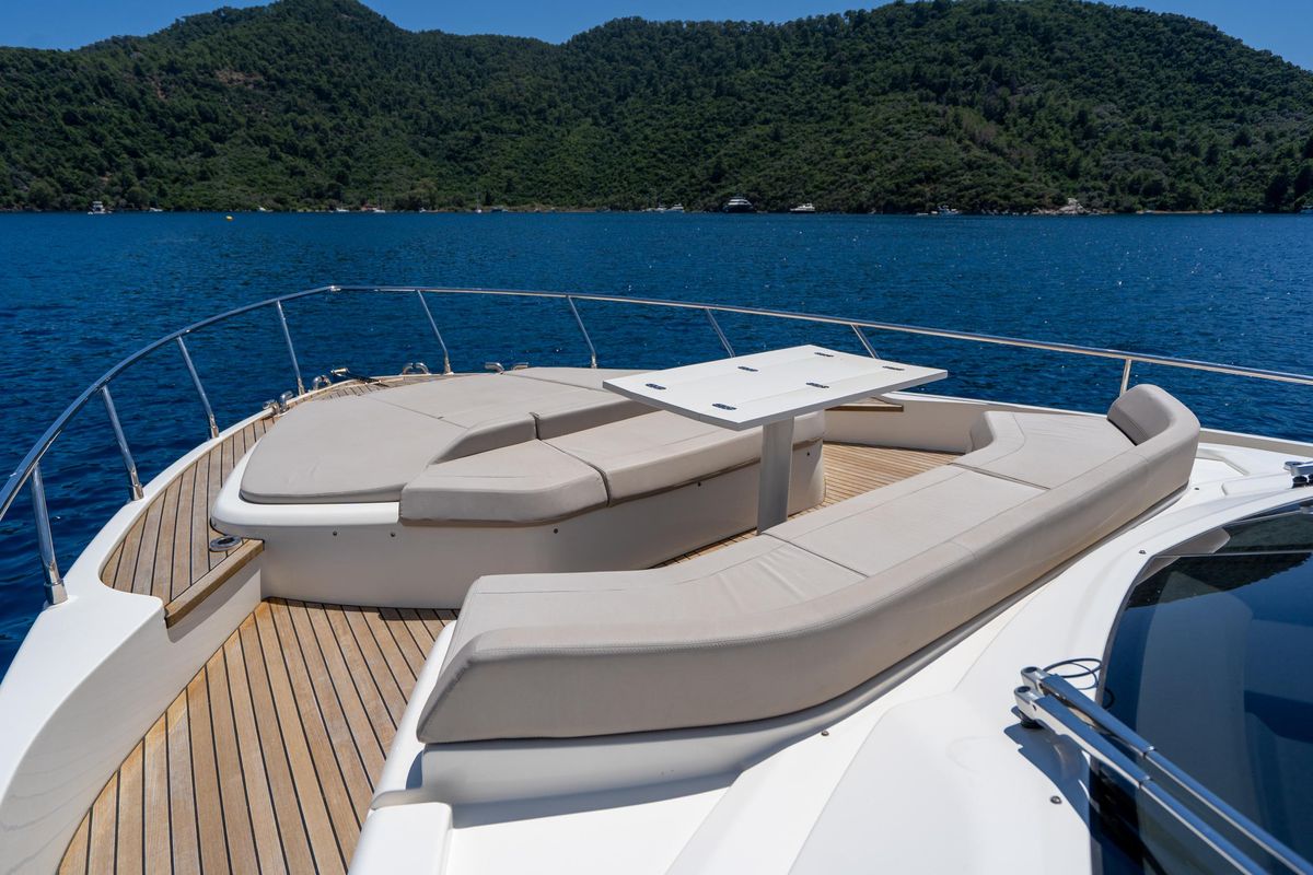 2021 Ferretti Yachts 57 