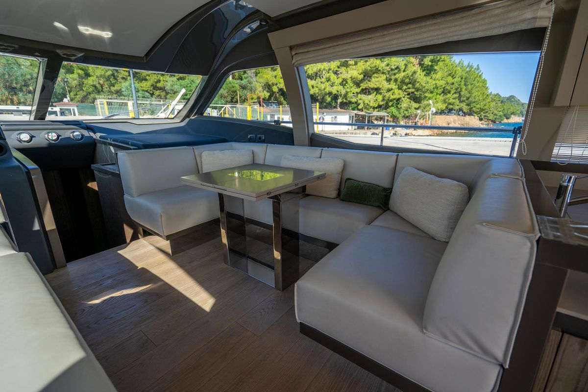2021 Ferretti Yachts 57 